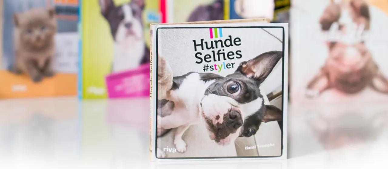 Buch Hunde Selfies aus dem riva Verlag